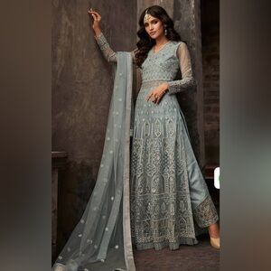 Indian Wedding Outfit – Blue Salwar Suit Sz 36